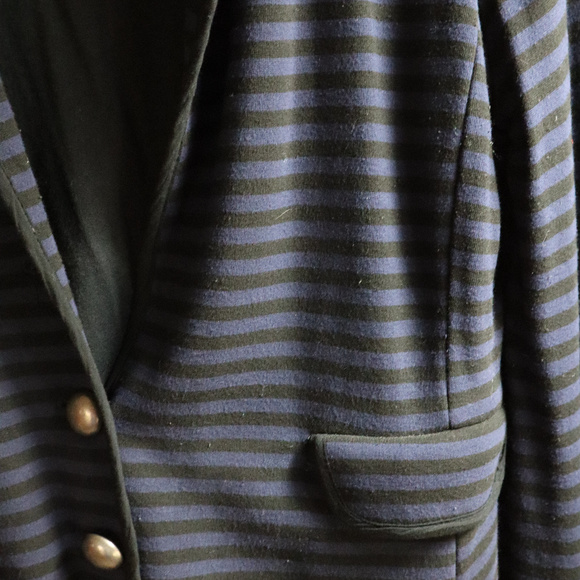 Extremely Soft Blue and White Striped Blazer - Picture 2 of 4